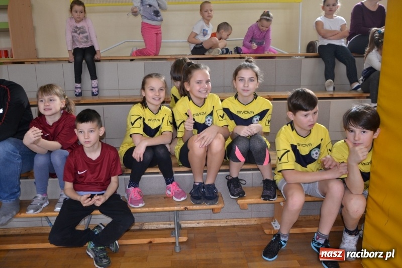 Zdjęcie w galerii na portalu naszraciborz.pl: Gminny turniej gier i zabaw gminy Krzyżanowice wiadomości z regionu