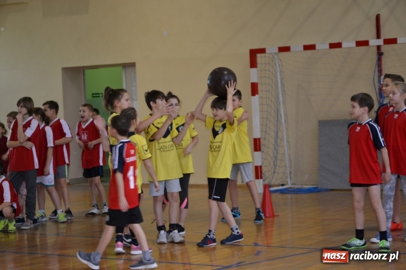 Zdjęcie w galerii na portalu naszraciborz.pl: Gminny turniej gier i zabaw gminy Krzyżanowice wiadomości z regionu