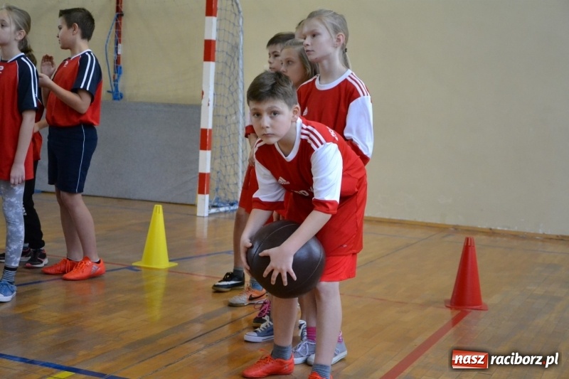 Zdjęcie w galerii na portalu naszraciborz.pl: Gminny turniej gier i zabaw gminy Krzyżanowice wiadomości z regionu
