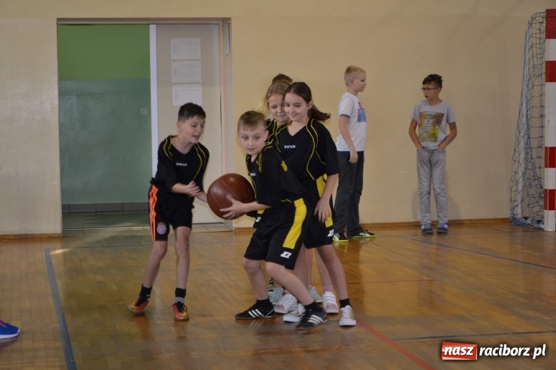 Zdjęcie w galerii na portalu naszraciborz.pl: Gminny turniej gier i zabaw gminy Krzyżanowice wiadomości z regionu