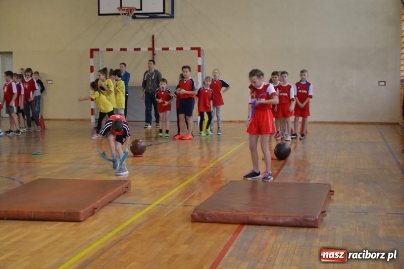 Zdjęcie w galerii na portalu naszraciborz.pl: Gminny turniej gier i zabaw gminy Krzyżanowice wiadomości z regionu