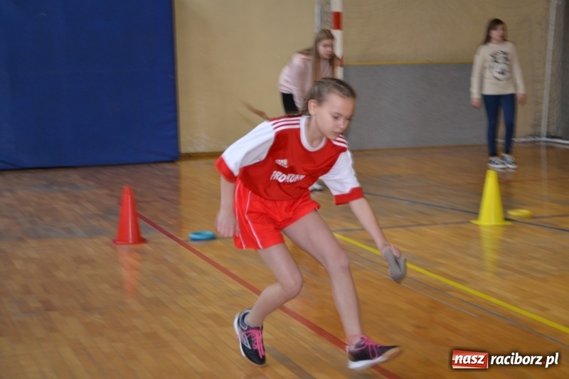 Zdjęcie w galerii na portalu naszraciborz.pl: Gminny turniej gier i zabaw gminy Krzyżanowice wiadomości z regionu