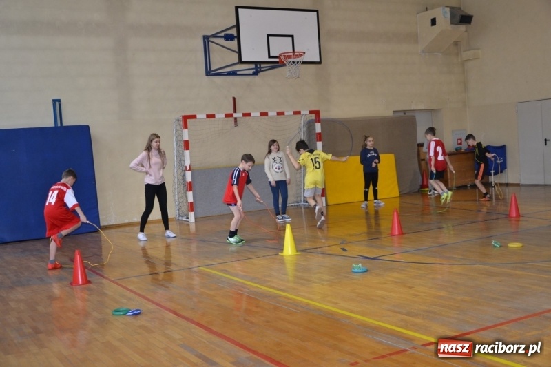 Zdjęcie w galerii na portalu naszraciborz.pl: Gminny turniej gier i zabaw gminy Krzyżanowice wiadomości z regionu