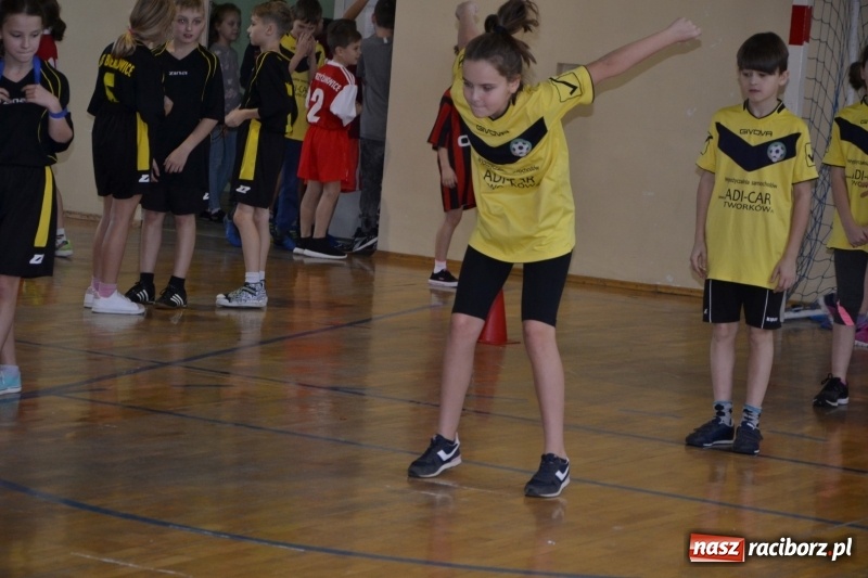 Zdjęcie w galerii na portalu naszraciborz.pl: Gminny turniej gier i zabaw gminy Krzyżanowice wiadomości z regionu