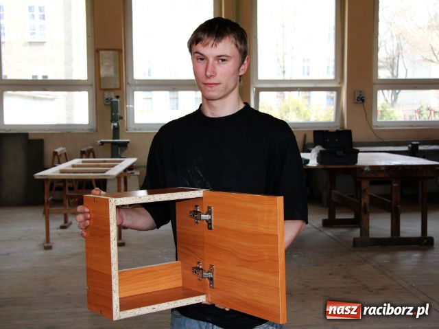 Zdjęcie w galerii na portalu naszraciborz.pl: Najsprawniejsi stolarze w regionie wiadomości z regionu