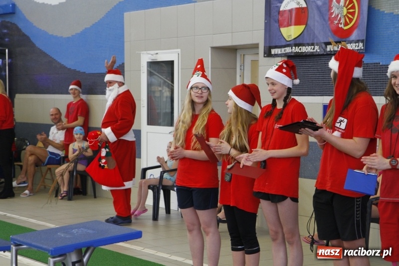 Zdjęcie w galerii na portalu naszraciborz.pl: Mikołajkowe Zawody Pływackie w ZSOMS wiadomości z regionu