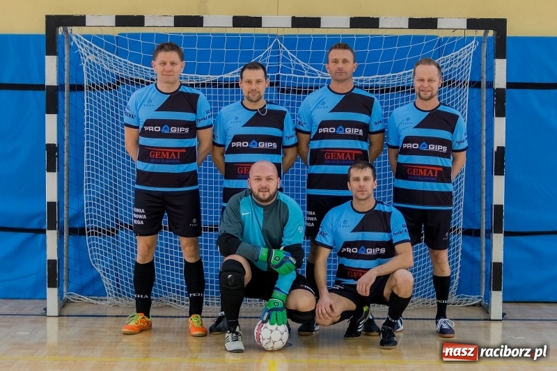 Zdjęcie w galerii na portalu naszraciborz.pl: Sędziowie z Raciborza najlepsi w II Memoriale Oldboyów im. Jana Staniendy  wiadomości z regionu