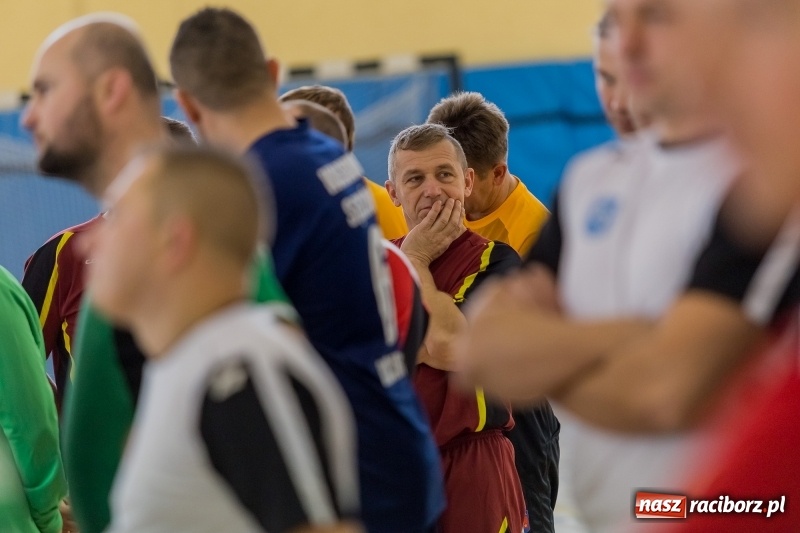 Zdjęcie w galerii na portalu naszraciborz.pl: Sędziowie z Raciborza najlepsi w II Memoriale Oldboyów im. Jana Staniendy  wiadomości z regionu