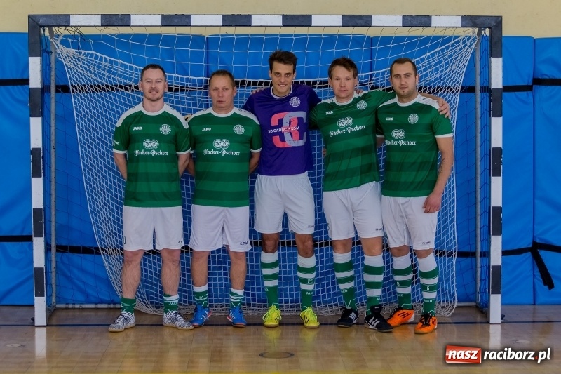 Zdjęcie w galerii na portalu naszraciborz.pl: Sędziowie z Raciborza najlepsi w II Memoriale Oldboyów im. Jana Staniendy  wiadomości z regionu