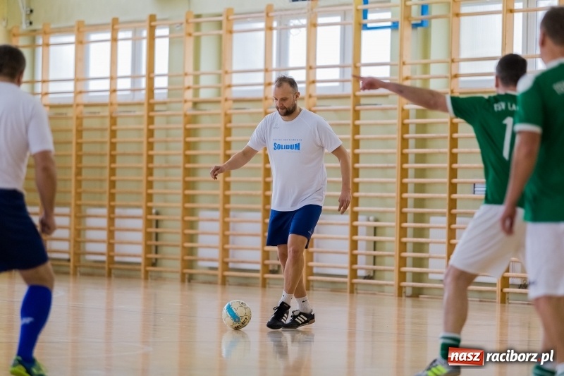 Zdjęcie w galerii na portalu naszraciborz.pl: Sędziowie z Raciborza najlepsi w II Memoriale Oldboyów im. Jana Staniendy  wiadomości z regionu