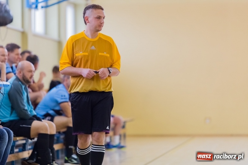 Zdjęcie w galerii na portalu naszraciborz.pl: Sędziowie z Raciborza najlepsi w II Memoriale Oldboyów im. Jana Staniendy  wiadomości z regionu