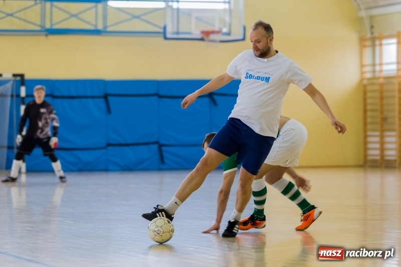 Zdjęcie w galerii na portalu naszraciborz.pl: Sędziowie z Raciborza najlepsi w II Memoriale Oldboyów im. Jana Staniendy  wiadomości z regionu