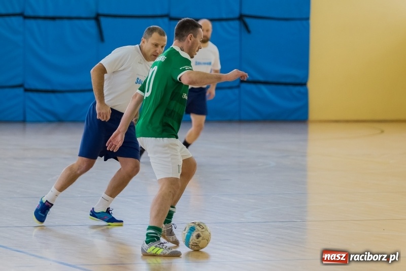 Zdjęcie w galerii na portalu naszraciborz.pl: Sędziowie z Raciborza najlepsi w II Memoriale Oldboyów im. Jana Staniendy  wiadomości z regionu