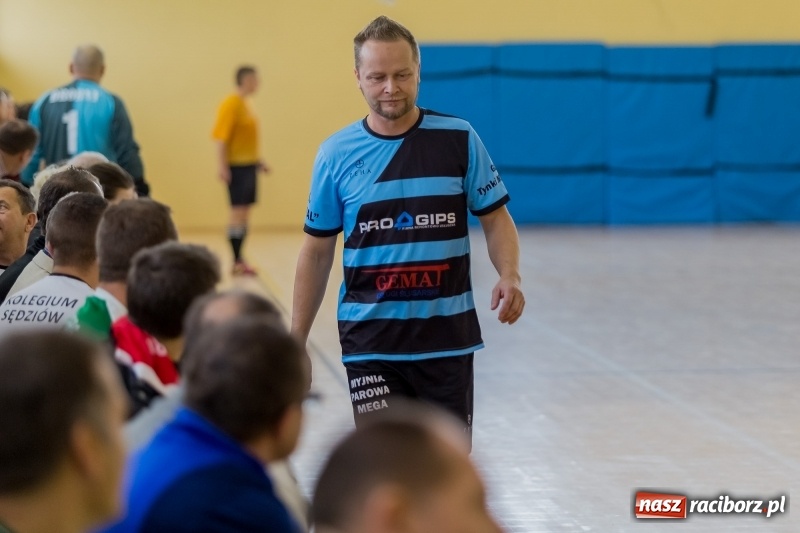 Zdjęcie w galerii na portalu naszraciborz.pl: Sędziowie z Raciborza najlepsi w II Memoriale Oldboyów im. Jana Staniendy  wiadomości z regionu