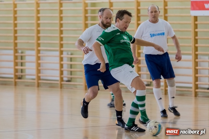 Zdjęcie w galerii na portalu naszraciborz.pl: Sędziowie z Raciborza najlepsi w II Memoriale Oldboyów im. Jana Staniendy  wiadomości z regionu