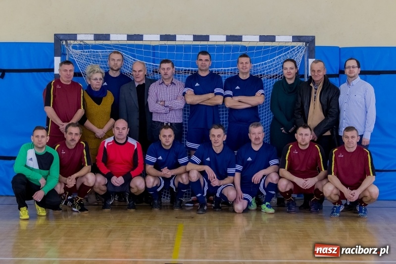 Zdjęcie w galerii na portalu naszraciborz.pl: Sędziowie z Raciborza najlepsi w II Memoriale Oldboyów im. Jana Staniendy  wiadomości z regionu