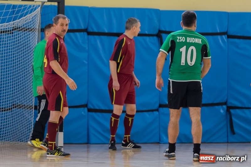 Zdjęcie w galerii na portalu naszraciborz.pl: Sędziowie z Raciborza najlepsi w II Memoriale Oldboyów im. Jana Staniendy  wiadomości z regionu