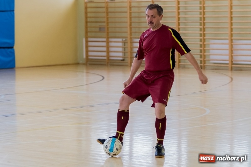 Zdjęcie w galerii na portalu naszraciborz.pl: Sędziowie z Raciborza najlepsi w II Memoriale Oldboyów im. Jana Staniendy  wiadomości z regionu