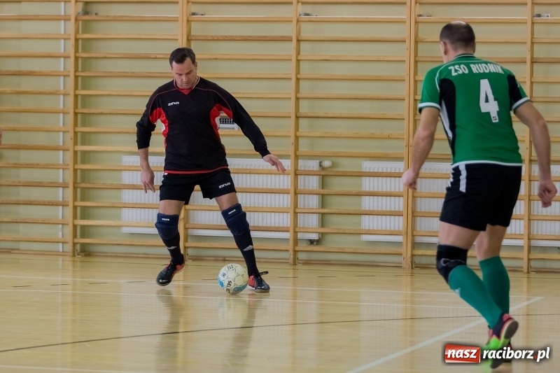 Zdjęcie w galerii na portalu naszraciborz.pl: Sędziowie z Raciborza najlepsi w II Memoriale Oldboyów im. Jana Staniendy  wiadomości z regionu