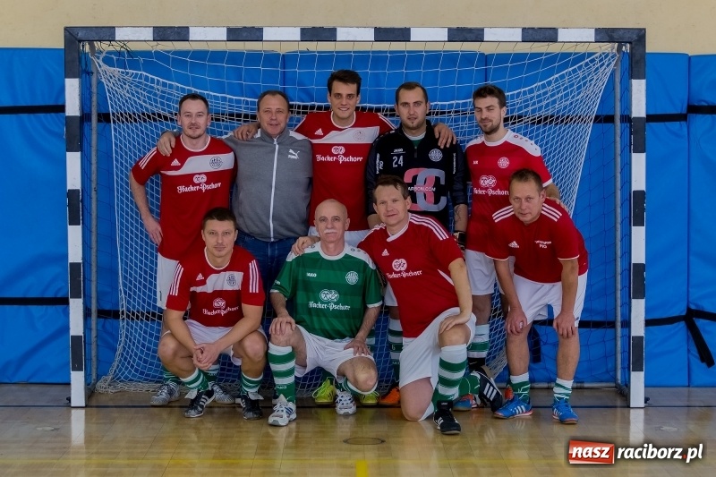 Zdjęcie w galerii na portalu naszraciborz.pl: Sędziowie z Raciborza najlepsi w II Memoriale Oldboyów im. Jana Staniendy  wiadomości z regionu