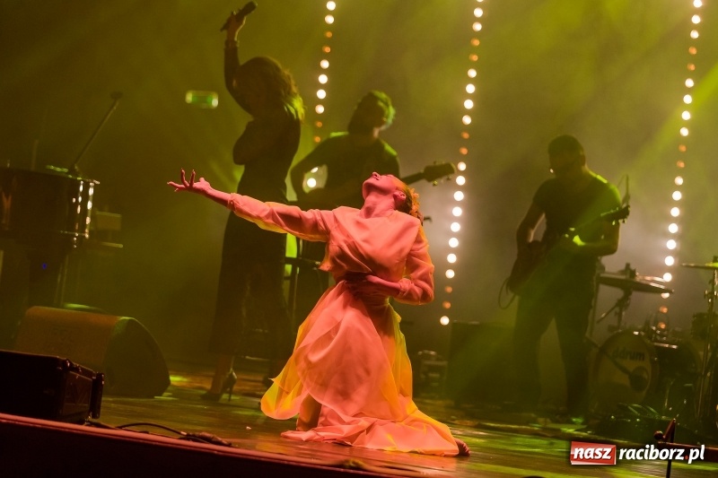 Zdjęcie w galerii na portalu naszraciborz.pl: Anna Wyszkoni gwiazdą koncertu na zakończenie obchodów 800-lecia Raciborza  wiadomości z regionu