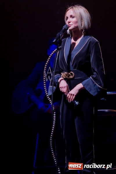 Zdjęcie w galerii na portalu naszraciborz.pl: Anna Wyszkoni gwiazdą koncertu na zakończenie obchodów 800-lecia Raciborza  wiadomości z regionu