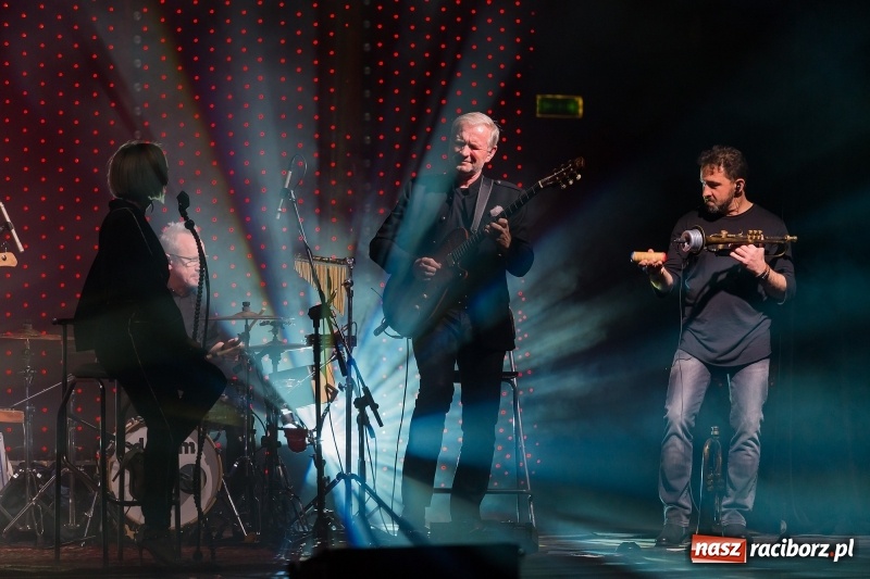 Zdjęcie w galerii na portalu naszraciborz.pl: Anna Wyszkoni gwiazdą koncertu na zakończenie obchodów 800-lecia Raciborza  wiadomości z regionu