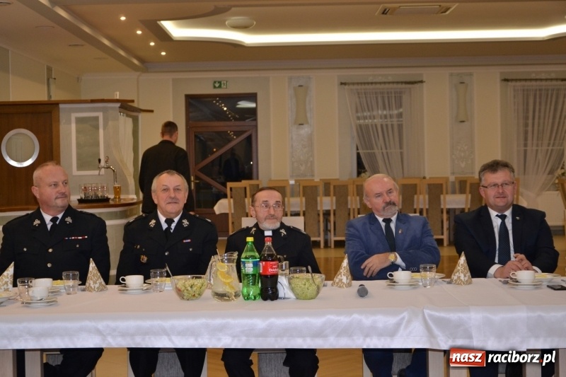 Zdjęcie w galerii na portalu naszraciborz.pl: Spotkanie weteranów pożarnictwa z powiatu raciborskiego  wiadomości z regionu