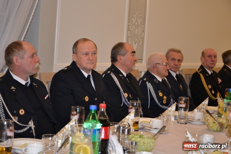 Zdjęcie w galerii na portalu naszraciborz.pl: Spotkanie weteranów pożarnictwa z powiatu raciborskiego  wiadomości z regionu