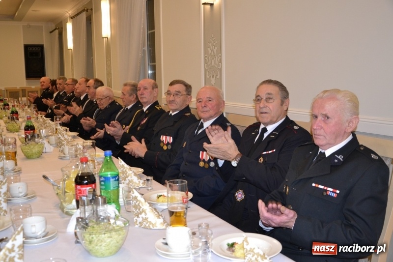 Zdjęcie w galerii na portalu naszraciborz.pl: Spotkanie weteranów pożarnictwa z powiatu raciborskiego  wiadomości z regionu