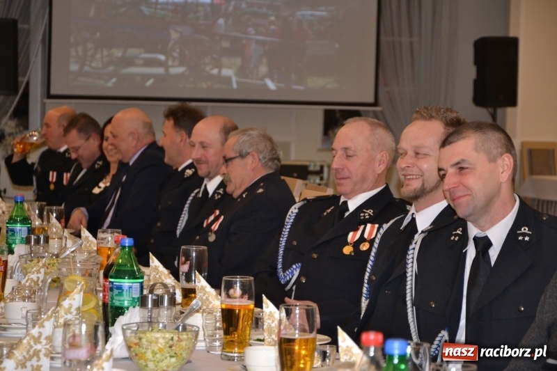Zdjęcie w galerii na portalu naszraciborz.pl: Spotkanie weteranów pożarnictwa z powiatu raciborskiego  wiadomości z regionu