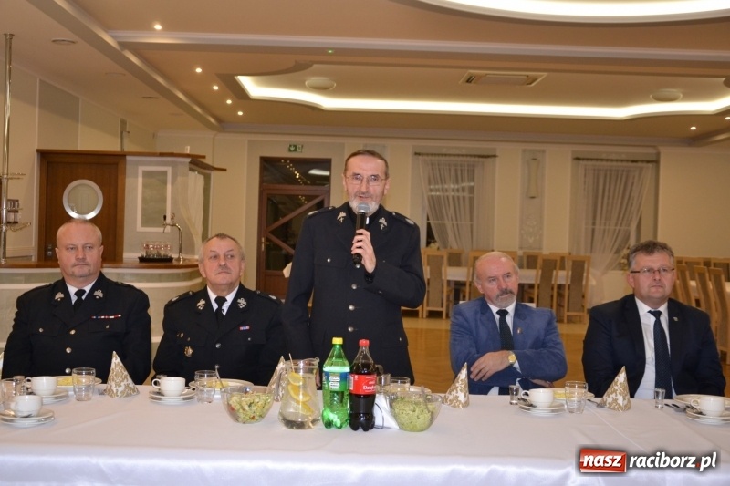 Zdjęcie w galerii na portalu naszraciborz.pl: Spotkanie weteranów pożarnictwa z powiatu raciborskiego  wiadomości z regionu