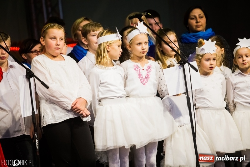 Zdjęcie w galerii na portalu naszraciborz.pl: Kiermasz świąteczny w Pietrowicach Wielkich wiadomości z regionu