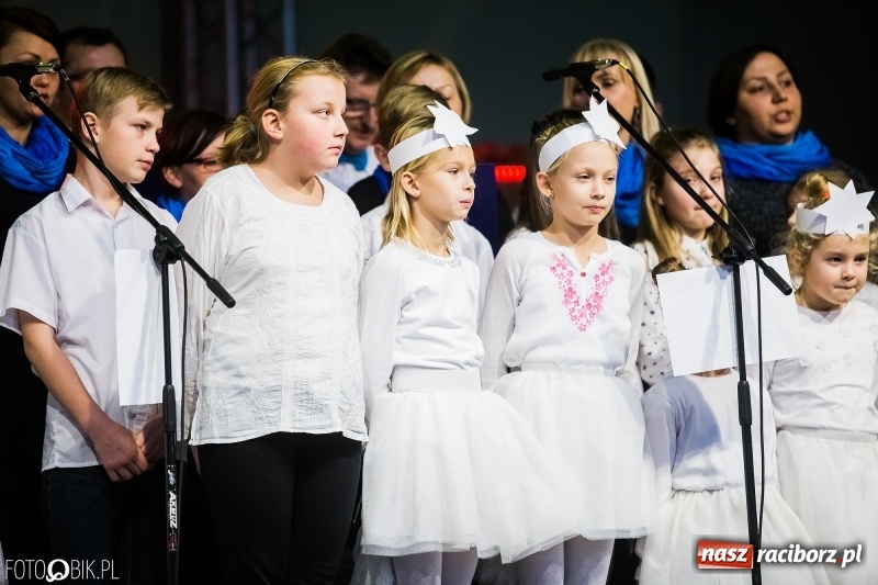 Zdjęcie w galerii na portalu naszraciborz.pl: Kiermasz świąteczny w Pietrowicach Wielkich wiadomości z regionu