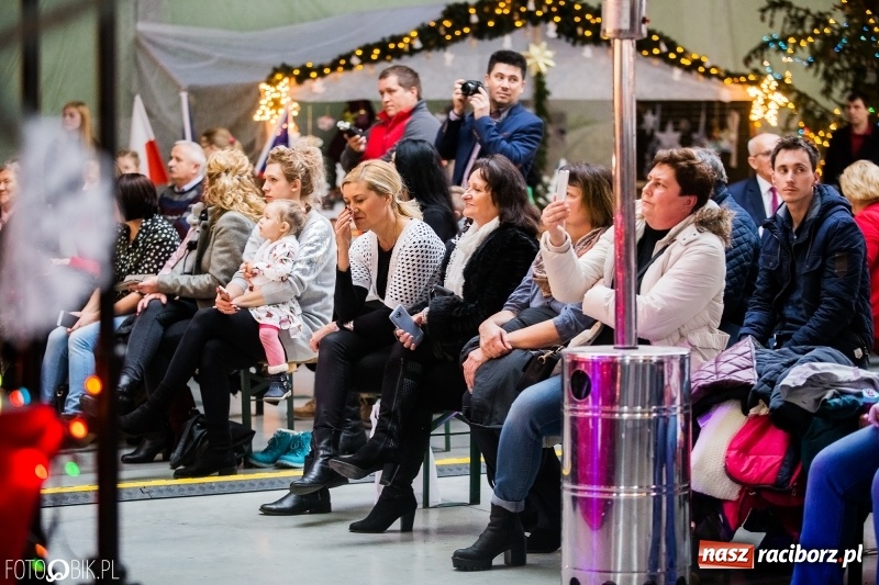 Zdjęcie w galerii na portalu naszraciborz.pl: Kiermasz świąteczny w Pietrowicach Wielkich wiadomości z regionu