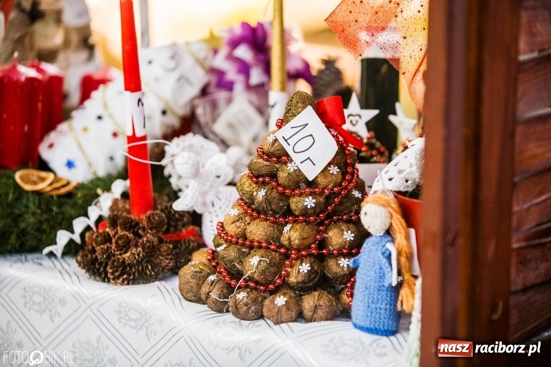 Zdjęcie w galerii na portalu naszraciborz.pl: Kiermasz świąteczny w Pietrowicach Wielkich wiadomości z regionu