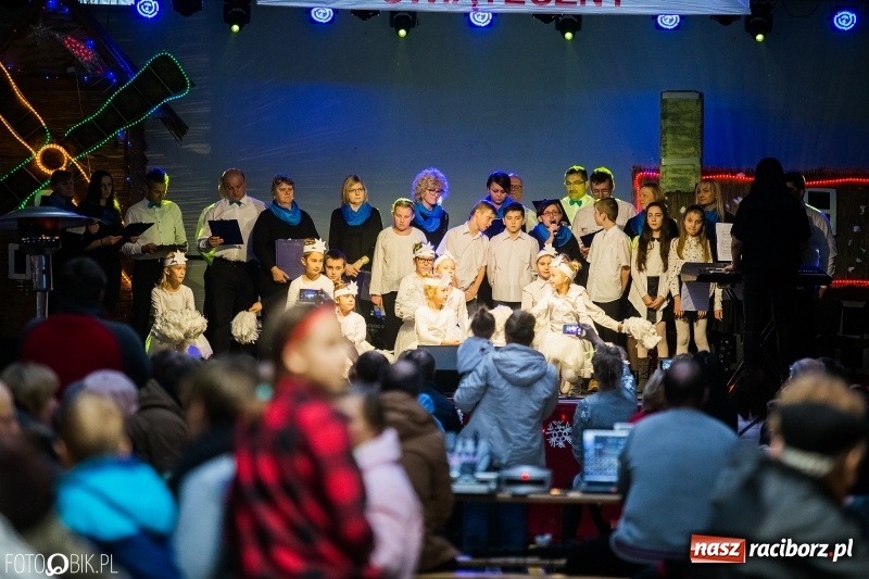 Zdjęcie w galerii na portalu naszraciborz.pl: Kiermasz świąteczny w Pietrowicach Wielkich wiadomości z regionu