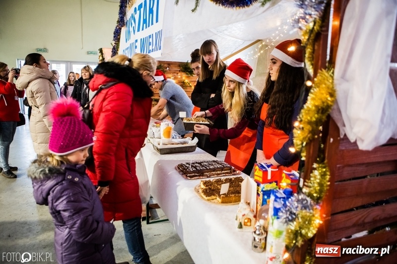 Zdjęcie w galerii na portalu naszraciborz.pl: Kiermasz świąteczny w Pietrowicach Wielkich wiadomości z regionu