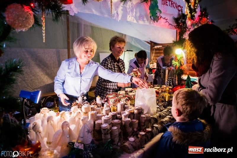 Zdjęcie w galerii na portalu naszraciborz.pl: Kiermasz świąteczny w Pietrowicach Wielkich wiadomości z regionu