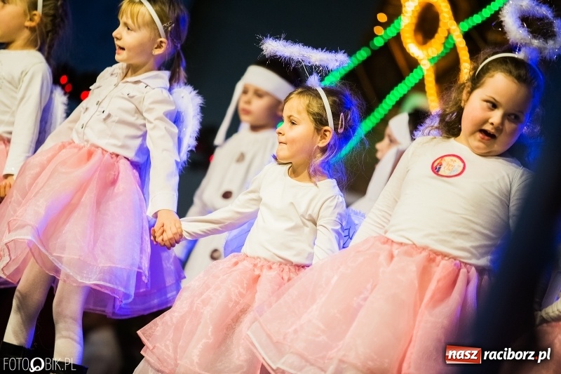 Zdjęcie w galerii na portalu naszraciborz.pl: Kiermasz świąteczny w Pietrowicach Wielkich wiadomości z regionu