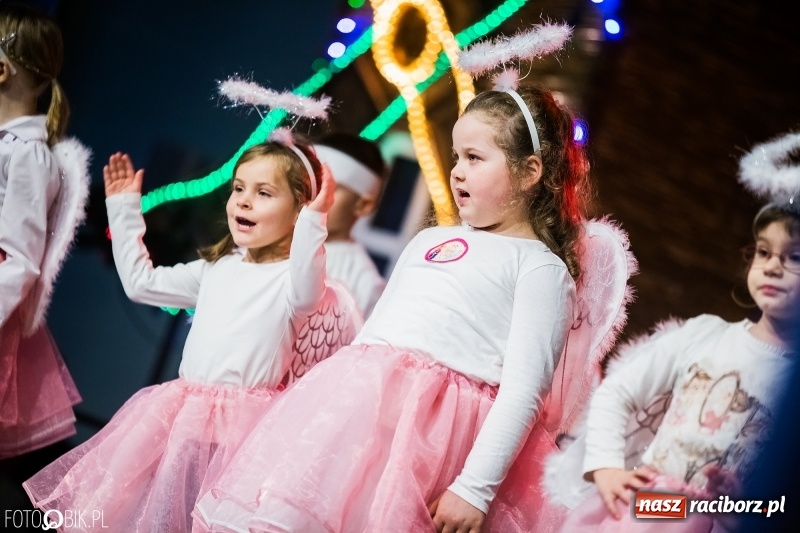 Zdjęcie w galerii na portalu naszraciborz.pl: Kiermasz świąteczny w Pietrowicach Wielkich wiadomości z regionu