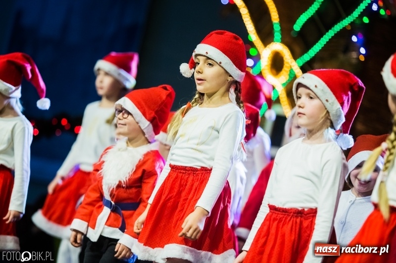 Zdjęcie w galerii na portalu naszraciborz.pl: Kiermasz świąteczny w Pietrowicach Wielkich wiadomości z regionu