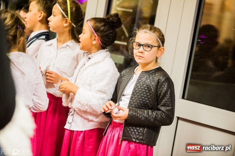 Zdjęcie w galerii na portalu naszraciborz.pl: Kiermasz świąteczny w Pietrowicach Wielkich wiadomości z regionu