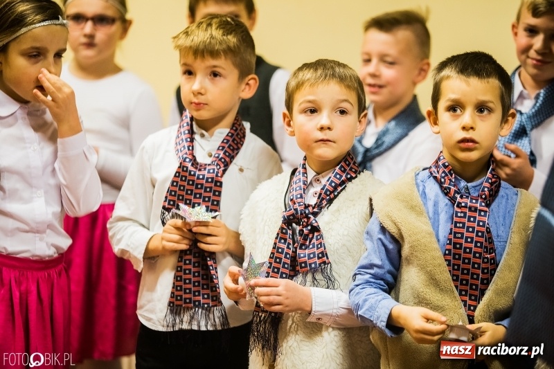 Zdjęcie w galerii na portalu naszraciborz.pl: Kiermasz świąteczny w Pietrowicach Wielkich wiadomości z regionu
