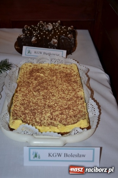 Zdjęcie w galerii na portalu naszraciborz.pl: Coraz bliżej święta, czyli doroczny kiermasz wypieków i ozdób w Tworkowie wiadomości z regionu