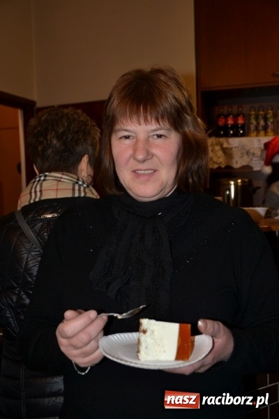 Zdjęcie w galerii na portalu naszraciborz.pl: Coraz bliżej święta, czyli doroczny kiermasz wypieków i ozdób w Tworkowie wiadomości z regionu