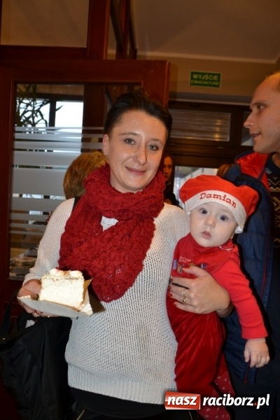 Zdjęcie w galerii na portalu naszraciborz.pl: Coraz bliżej święta, czyli doroczny kiermasz wypieków i ozdób w Tworkowie wiadomości z regionu