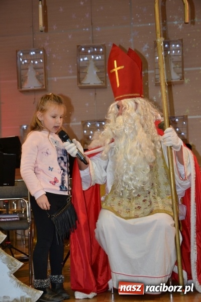 Zdjęcie w galerii na portalu naszraciborz.pl: Coraz bliżej święta, czyli doroczny kiermasz wypieków i ozdób w Tworkowie wiadomości z regionu