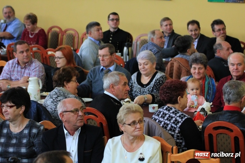 Zdjęcie w galerii na portalu naszraciborz.pl: Barbórka 2017, czyli występy dla górników w kobylskim Domu Kultury wiadomości z regionu