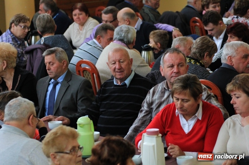 Zdjęcie w galerii na portalu naszraciborz.pl: Barbórka 2017, czyli występy dla górników w kobylskim Domu Kultury wiadomości z regionu